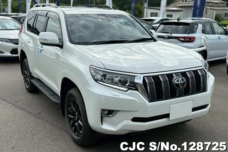 Toyota / Land Cruiser Prado 2023