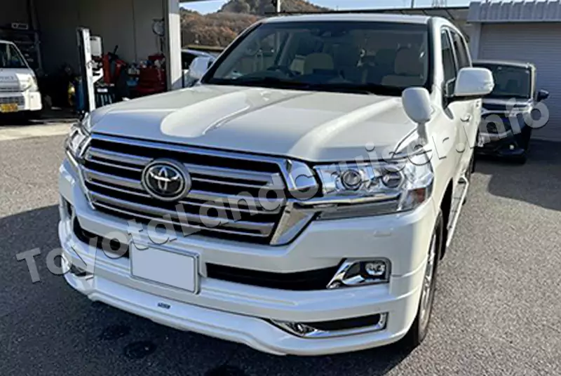 TOYOTA LANDCRUISER 200 AX