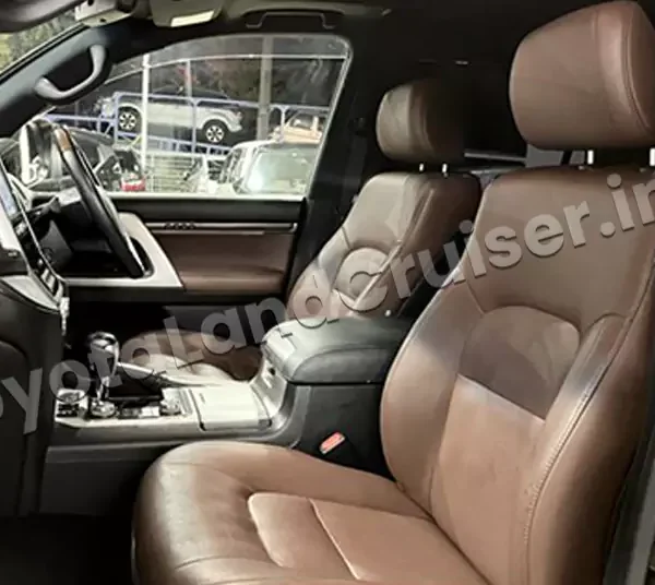 TOYOTA LANDCRUISER 200 ZX