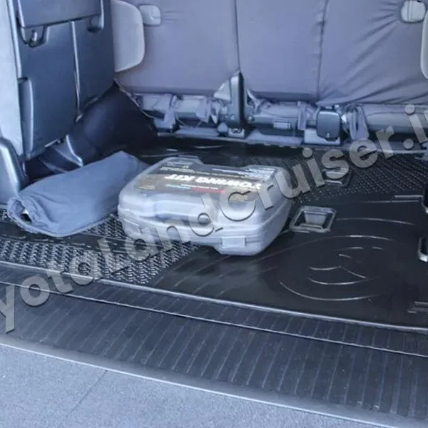 TOYOTA LANDCRUISER 200 GXL